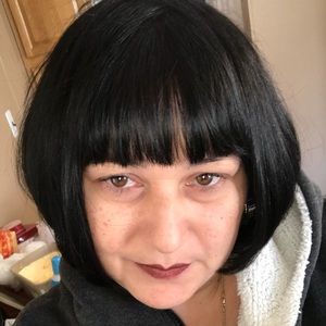 Meet your Posher, Vivian
